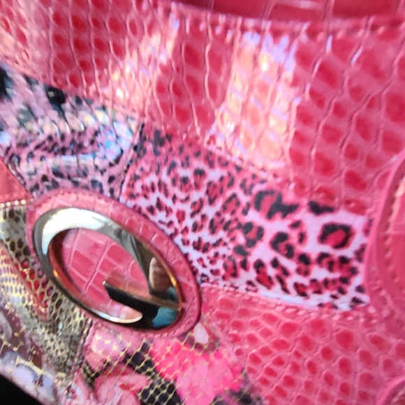 🦇2/$15- G-style purse- Coral - Picture 3 of 9